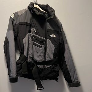 Women’s North Face Jacket Buckle Medium black & gray